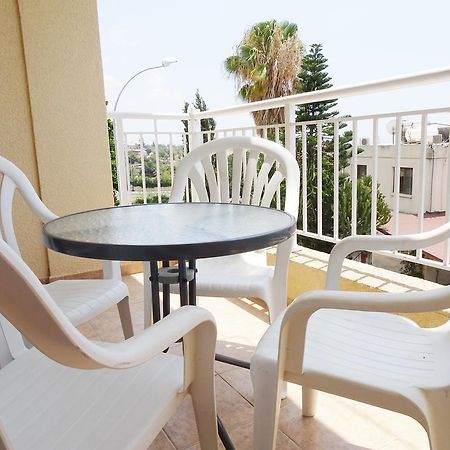 Melpo Court Apartamento Geroskipou Exterior foto