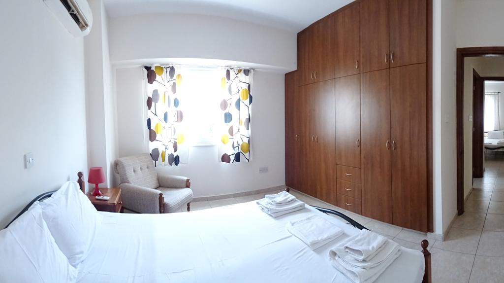 Melpo Court Apartamento Geroskipou Exterior foto
